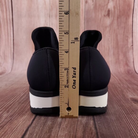 iRi NYC Womens Size 5.5 WES Black Outline Low Top Sneaker - Picture 12 of 15